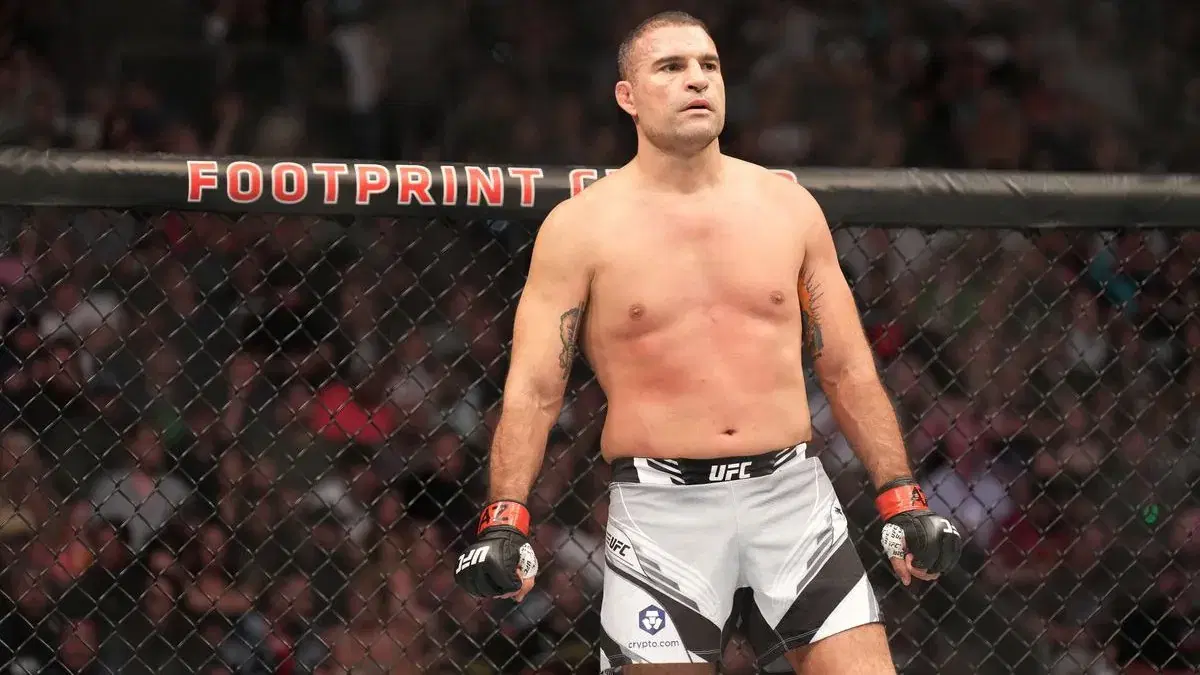 UFC 283 Prelims & Early Prelims Predictions, Odds & Picks cover