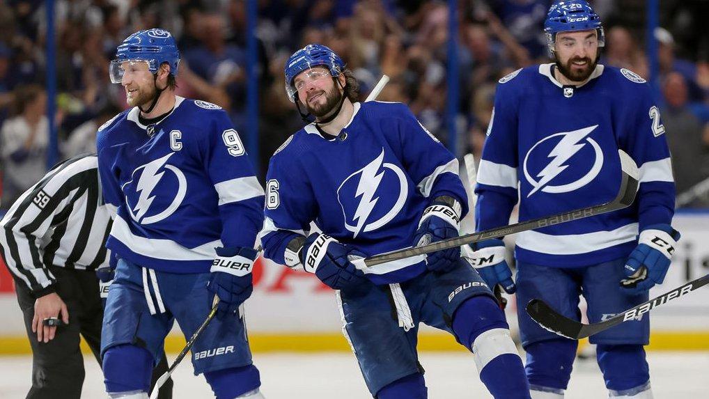 Avalanche vs Lightning Prediction & Picks (Feb. 9): Can Tampa Bay Get Revenge For 2021-22 Stanley Cup Final? cover