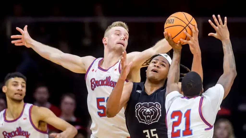 Drake vs Bradley Basketball Prediction, Odds & Picks