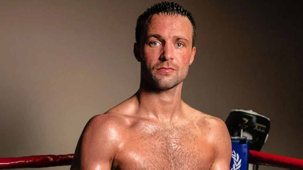 Josh Taylor vs. Teofimo Lopez Jr. Preview & Prediction cover