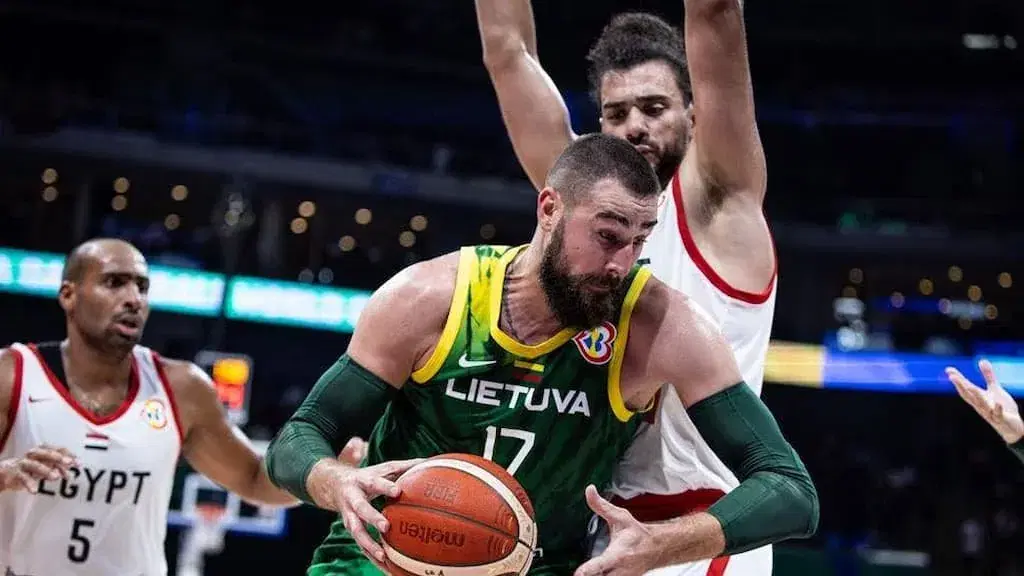 Jonas Valanciunas | Montenegro vs Lithuania basketball odds prediction picks 8/29/23 cover