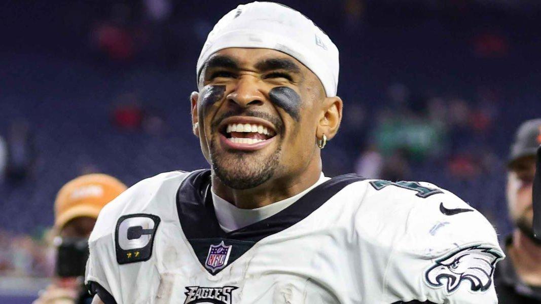 Eagles vs Buccaneers Week 3 MNF Prediction, Odds & Picks: Expect a Close Contest