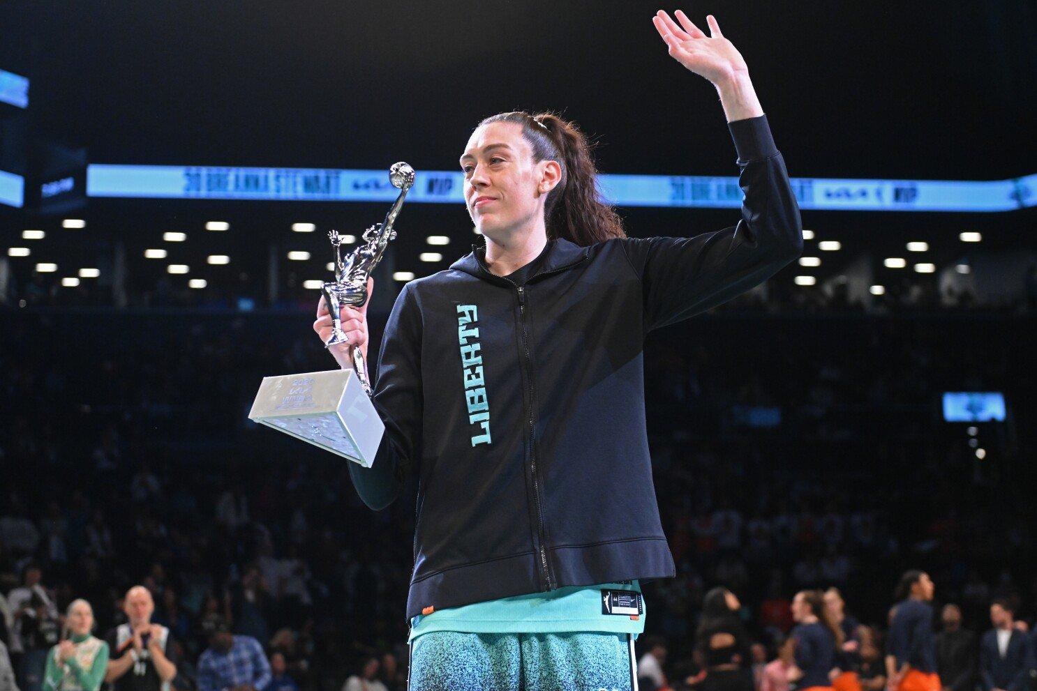 Breanna Stewart named the 2023 WNBA League MVP in her 1st year with the New York Liberty. cover