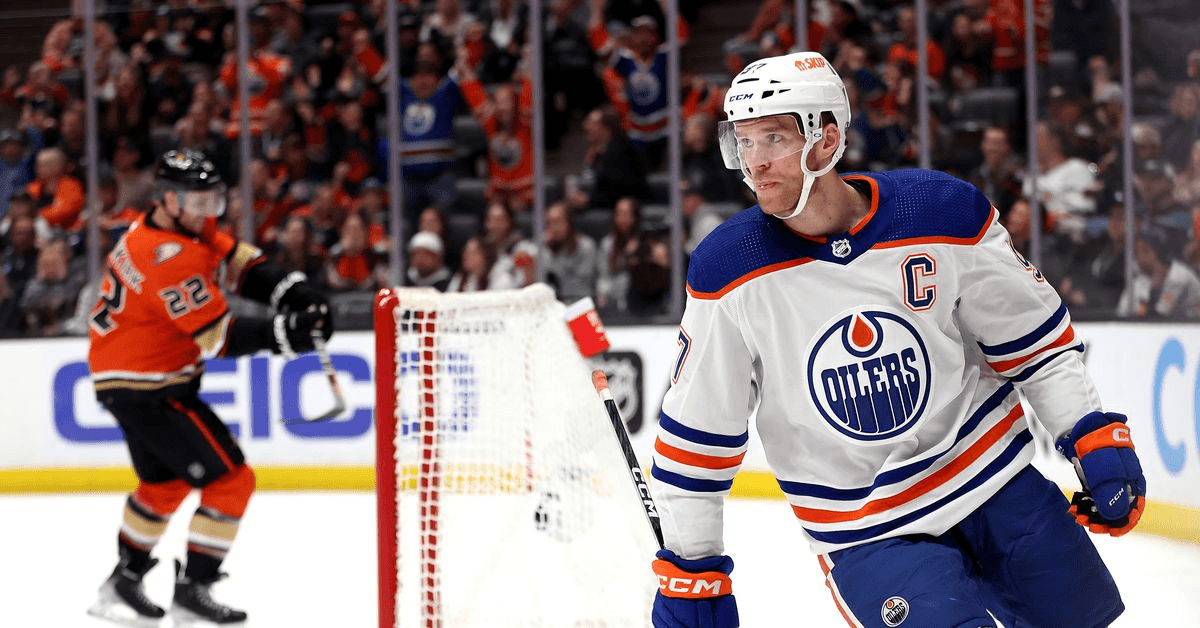 NHL 3 Player to Watch in the 2023-24 Season: Prediction & Prop Bets cover