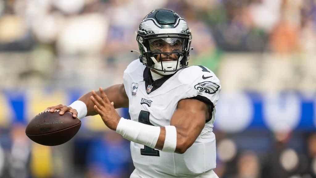 Cowboys vs Eagles NFL Week 9 Prediction & Best Bets: Will Hurts Make Dallas Feel the Pain in Philly?
