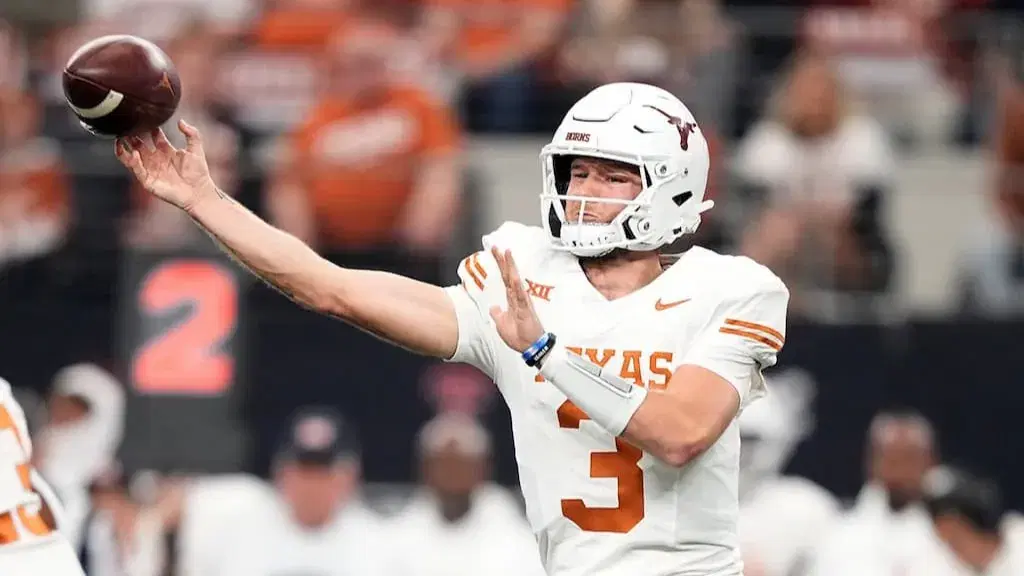 Washington vs Texas Early Odds & Preview: Longhorns in Sweet Spot for Sugar Showdown