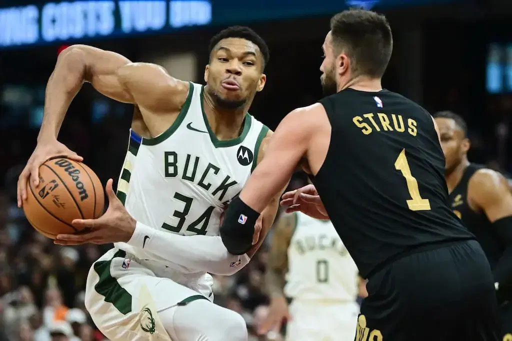 Pacers vs Bucks Prediction, Picks & Player Props: Should You Balk at the High Total?