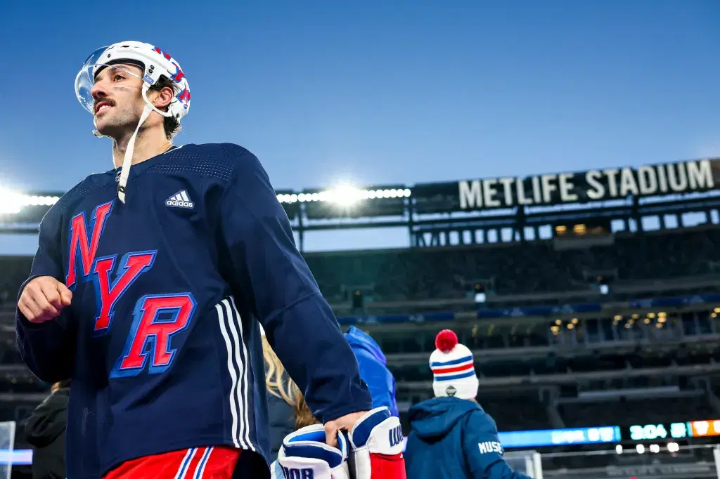 NHL Battle of New York Stadium Series: Rangers vs Islanders Picks and Odds | February 18, 2024