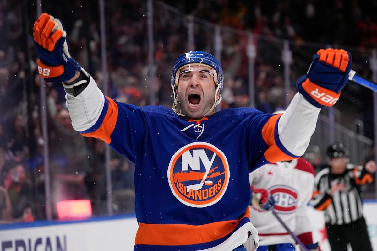 Islanders vs Devils NHL Predictions, Odds & Best Bets (4/15): New Jersey Aims for Sweep