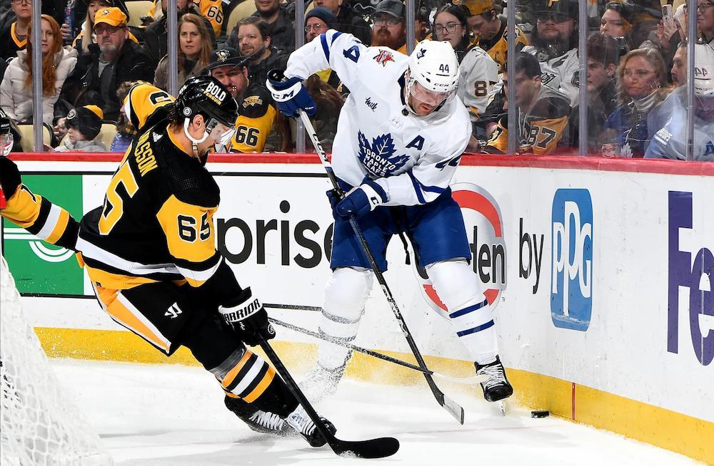 Penguins-Maple Leafs 2/17 Betting Odds, Picks & Prediction