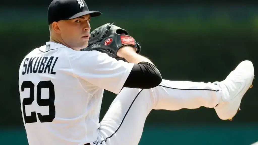 Minnesota Twins vs Detroit Tigers Prediction & Best Bets (4/12): Cy Young Candidates Duel in Detroit