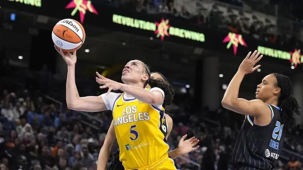 Minnesota Lynx vs Los Angeles Sparks Prediction & Picks (6/5): Hamby’s Efforts Likely Not Enough for L.A.