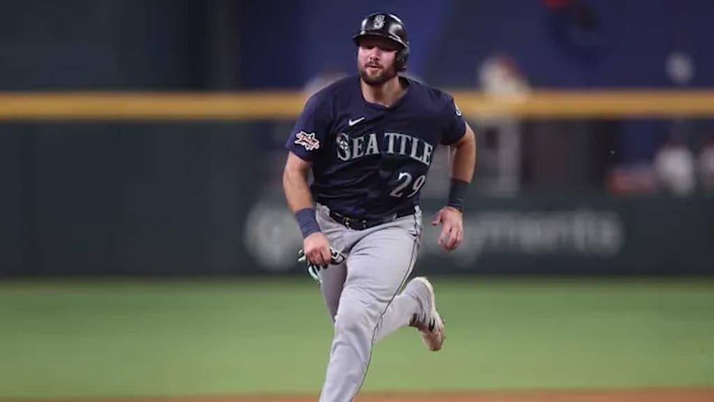 2025 MLB Home Run Leader Odds and Projections: Is Raleigh Headed for History?