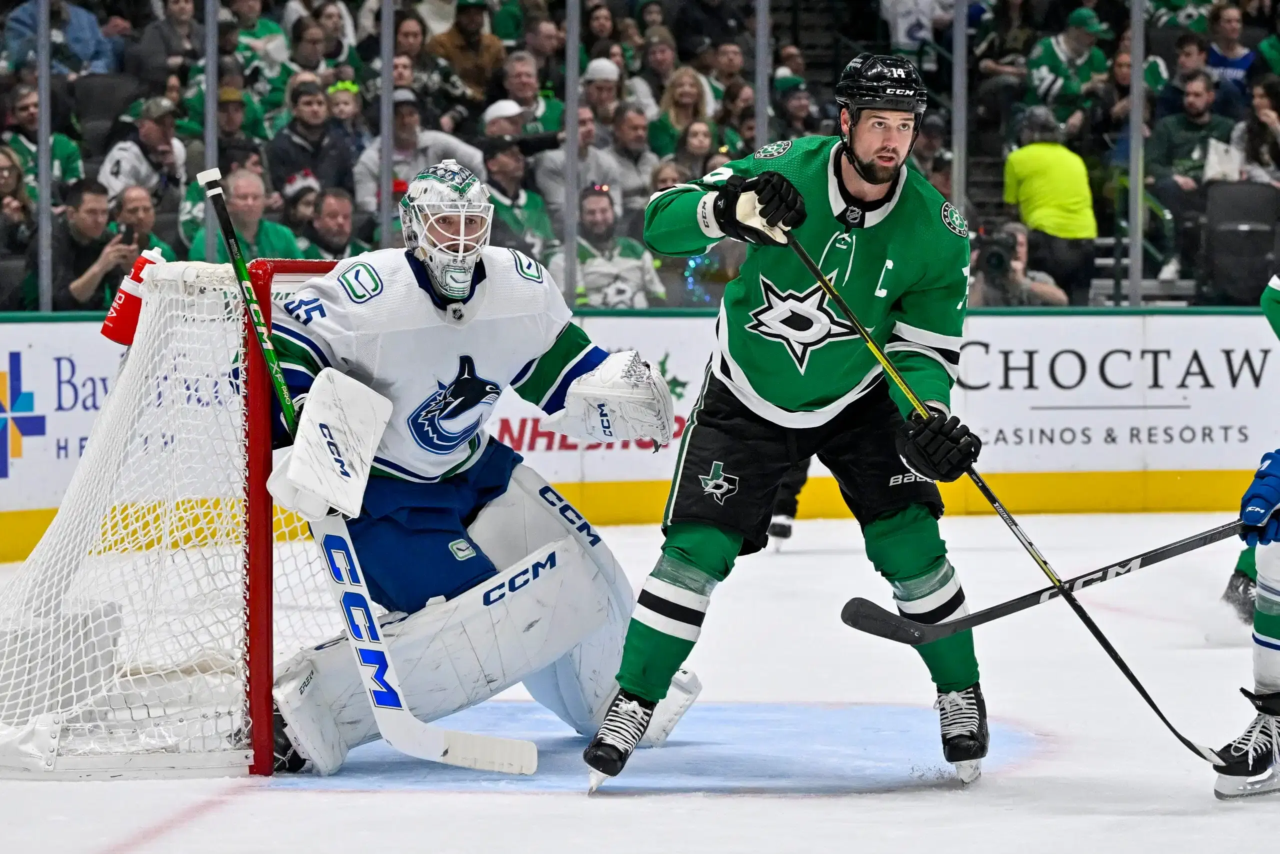 NHL Stars vs Canucks Picks and Odds | March 9, 2025
