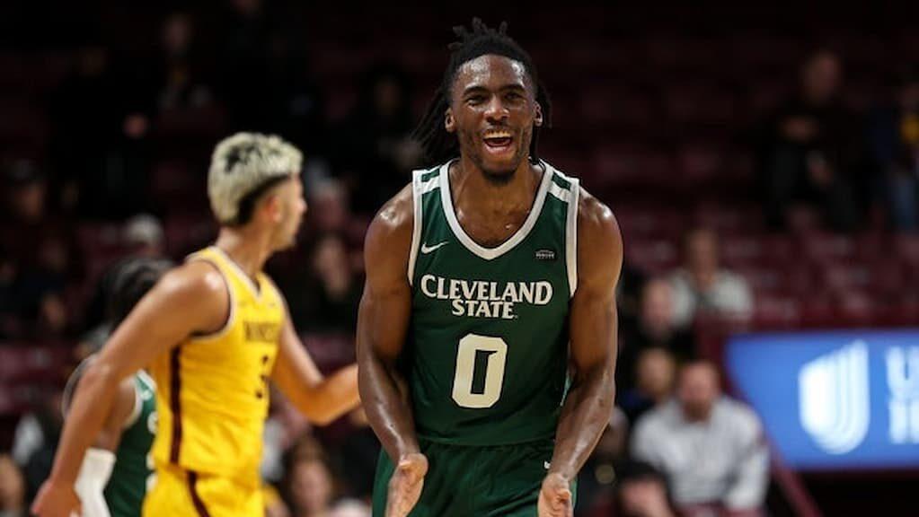 Tevin Smith (#0, pictured) and Cleveland State will meet Florida Gulf Coast in the 2025 CBI semifinals
