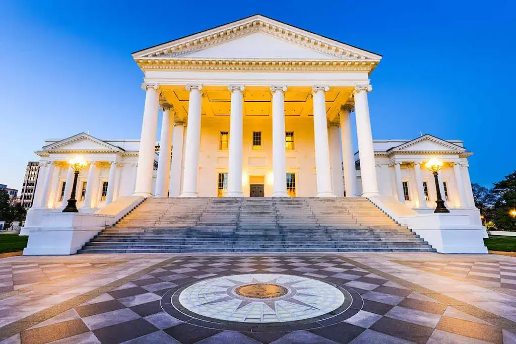 Virginia Senate Passes SB 118 to Legalize Online Casinos