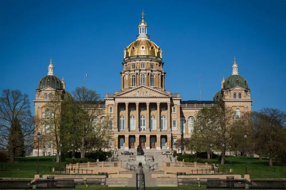 Kalshi Asks Court to Block Iowa Gambling Enforcement
