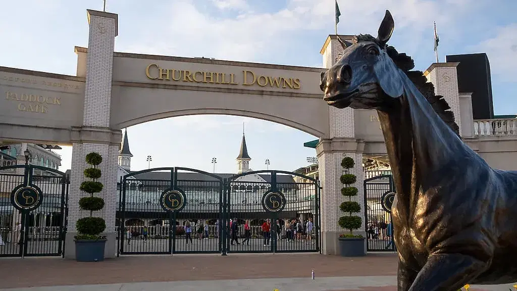 Road to the Kentucky Derby Betting Guide cover (Churchill Downs, the site of the Kentucky Derby)