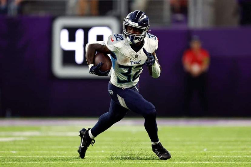 Tyjae Spears hold value for fantasy at round 10 in NFL fantasy draft