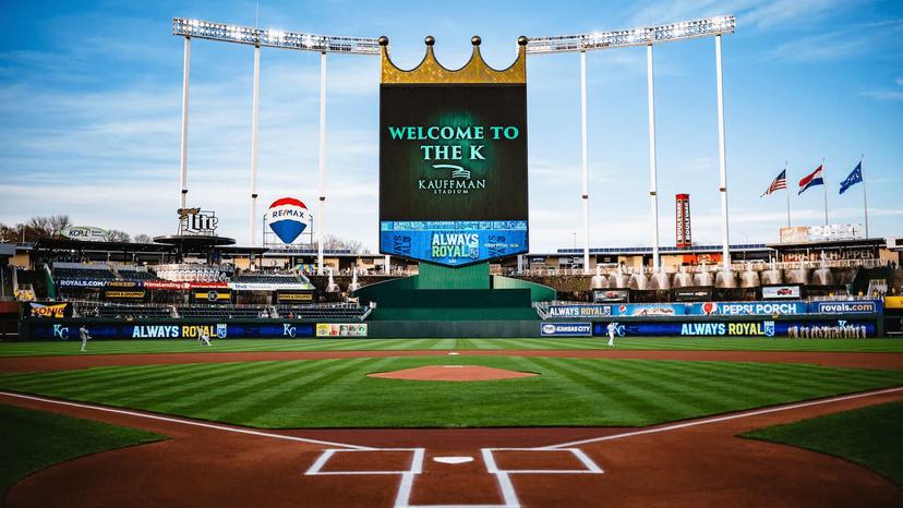 Royals @ Astros:  MLB Predictions, Odds & Best Bets (8/29)