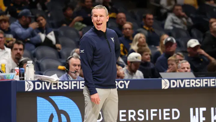Ross Hodge and the Mountaineers are 3-0 to the under in his first year as head coach - NCAA Basketball Picks