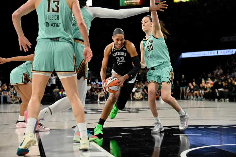 A'ja Wilson and Breanna Stewart