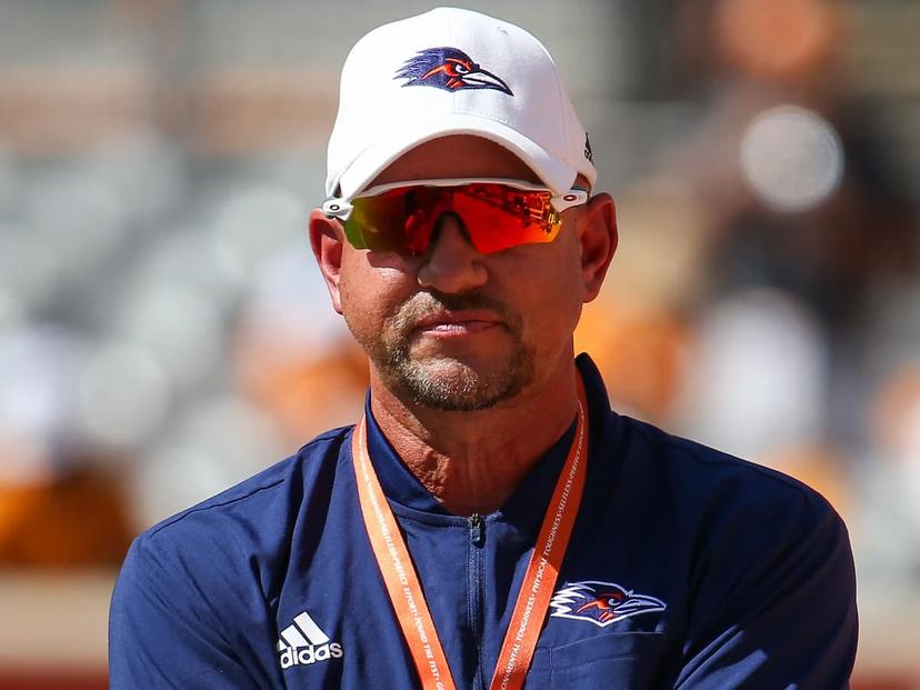 Jeff Traylor is 53-26 since taking over the UTSA football program, leading them to the postseason every year, winning three straight bowl games - UTSA Future Picks