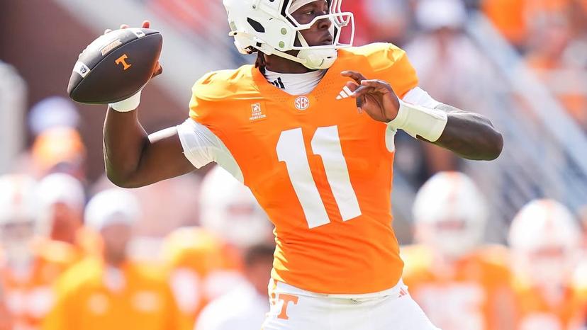 Longhorns Go on Road to Neyland: #1 Texas vs. #14 Tennessee Expert Picks (9/26)