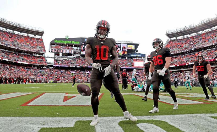 Judkins leads the Browns with 42 carries for 124 yards, but does not have a rushing touchdown this year - Steelers Browns NFL Expert Picks