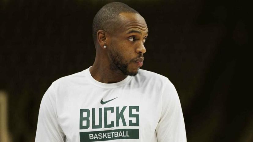 Hawks Bucks NBA Cup Las Vegas