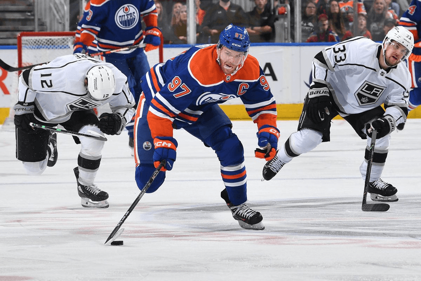 Connor McDavid sealed the game in OT for the Oilers
