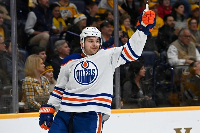 Zach Hyman's hat trick leads Edmonton Oilers to 6-3 win over Nashville Predators - Edmonton | Globalnews.ca