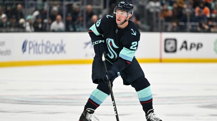 Vince Dunn has been ripping puck making his point a best bet