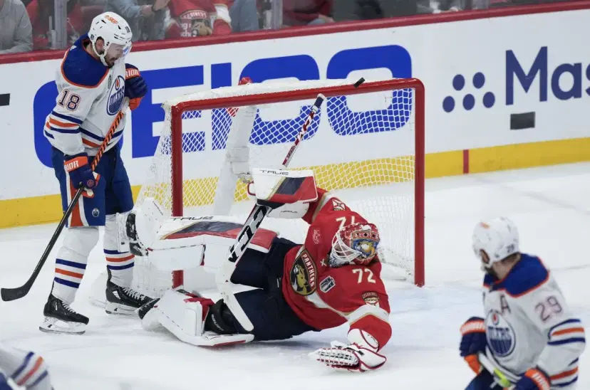 Back Bobrovsky to get his saves in Game 5 against the Oilers