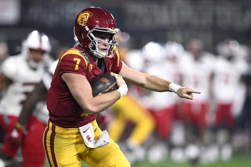Miller Moss and the Trojans need a win badly
