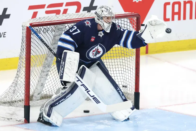 Connor Hellebuyck