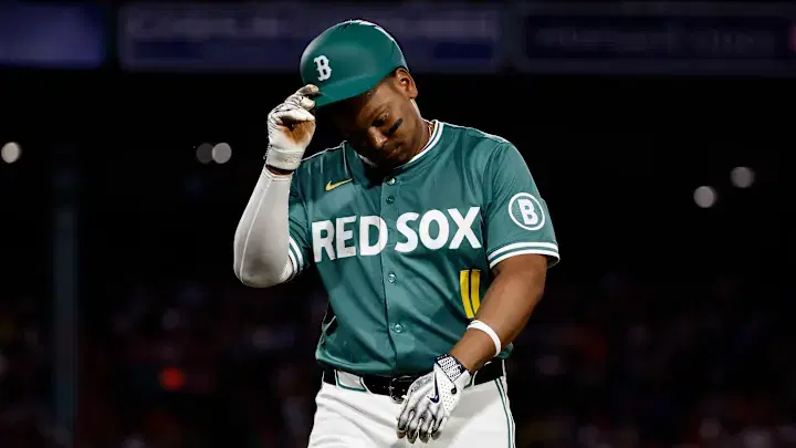 Rafael Devers traded to Giants
