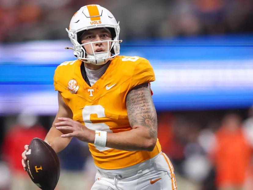 Joey Aguilar and Tennessee face Illinois in the Music City Bowl - Tennessee Illinois Picks