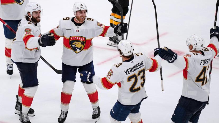 Sam Bennett and teammates