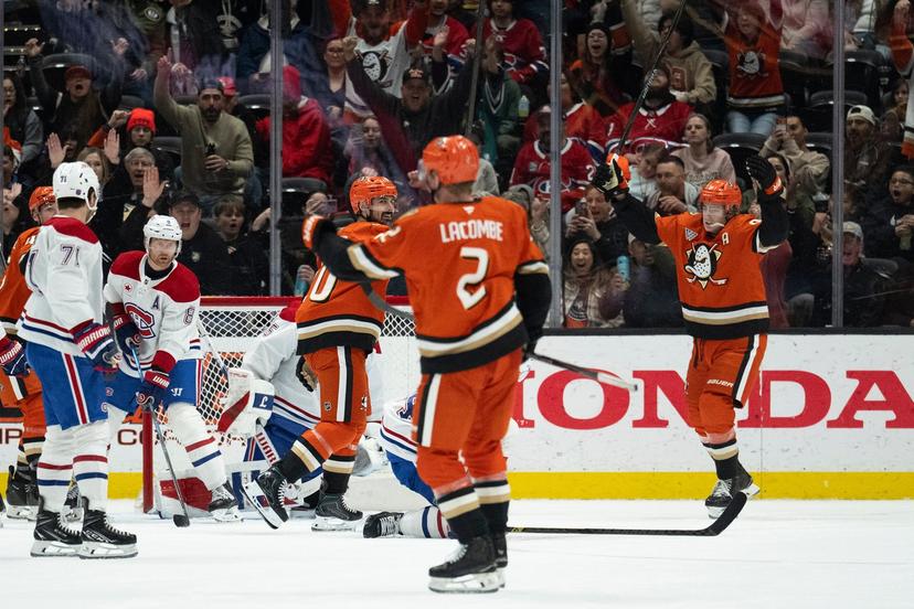Chris Kreider and Leo Carlsson