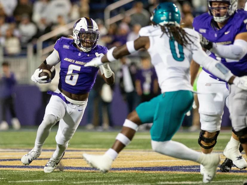 George Pettaway took a back up role last year, but he is now the starting RB for the Dukes - CUSA MAC Sun Belt Preview