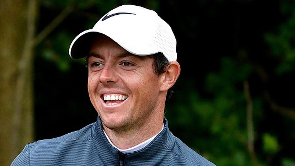 British Open 2022 First Round Betting: McIlroy, Lowry Among Players to Watch cover