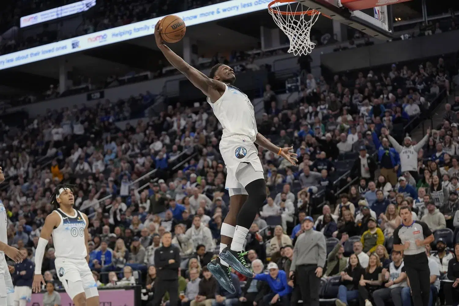 NBA Playoffs | San Antonio Spurs vs. Minnesota Timberwolves: Game 4